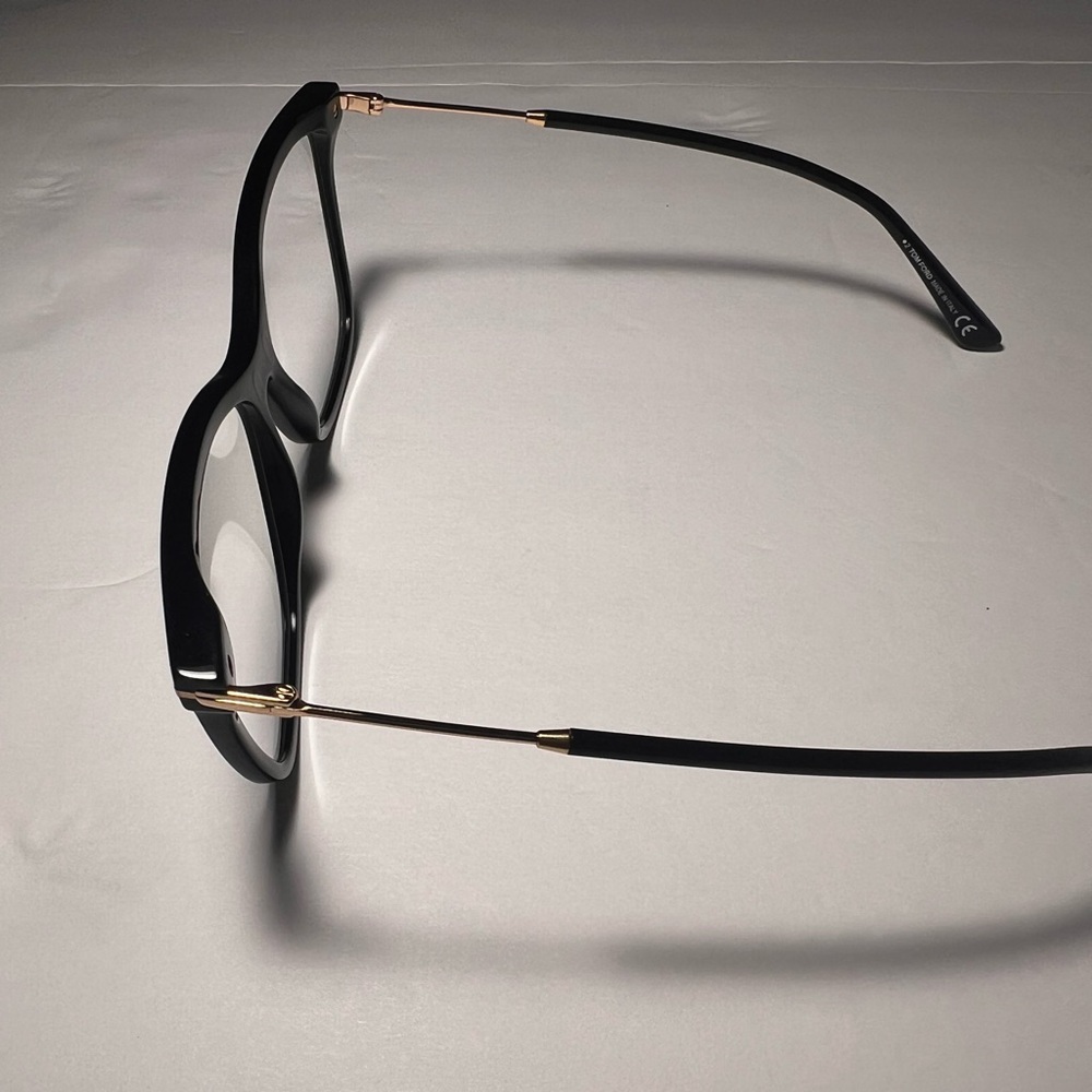 Tom Ford Black Filtering Acetate Cat-Eye Glasses - Picture 14 of 14